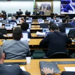 CCJ da Câmara pauta votação do PL que agrava pena para crimes contra advogados