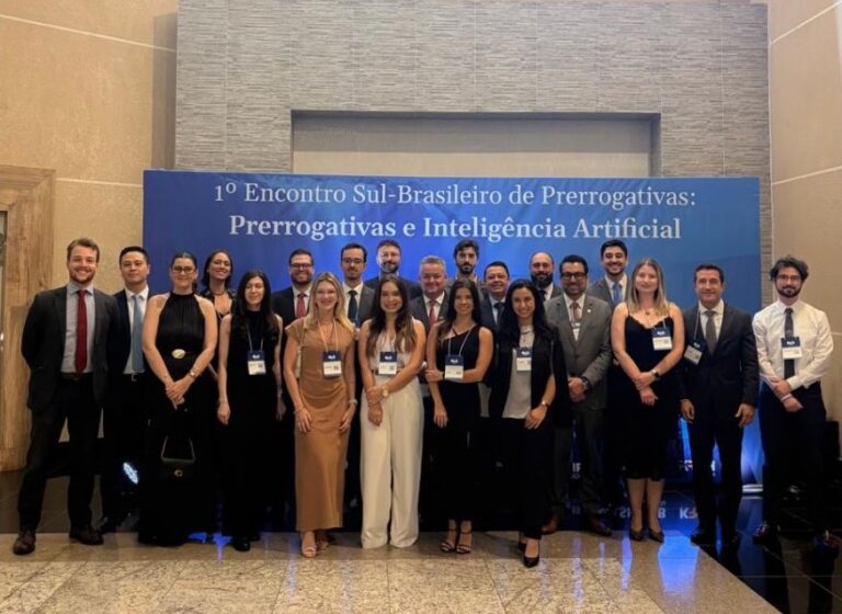 1º ENCONTRO SUL-BRASILEIRO DE PRERROGATIVAS DEBATE OS IMPACTOS DA INTELIGÊNCIA ARTIFICIAL NA ADVOCACIA